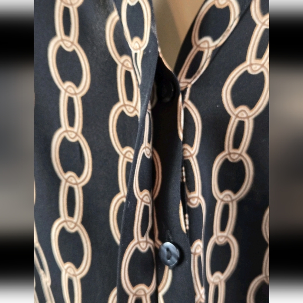 Worthington Black Gold Chain Print Button-Up Blouse Shirt Size M Long Sleeve - Picture 6 of 9